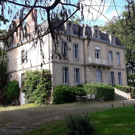 Chateau Du Grand Lucay Bourbon-lʼArchambault Εξωτερικό φωτογραφία